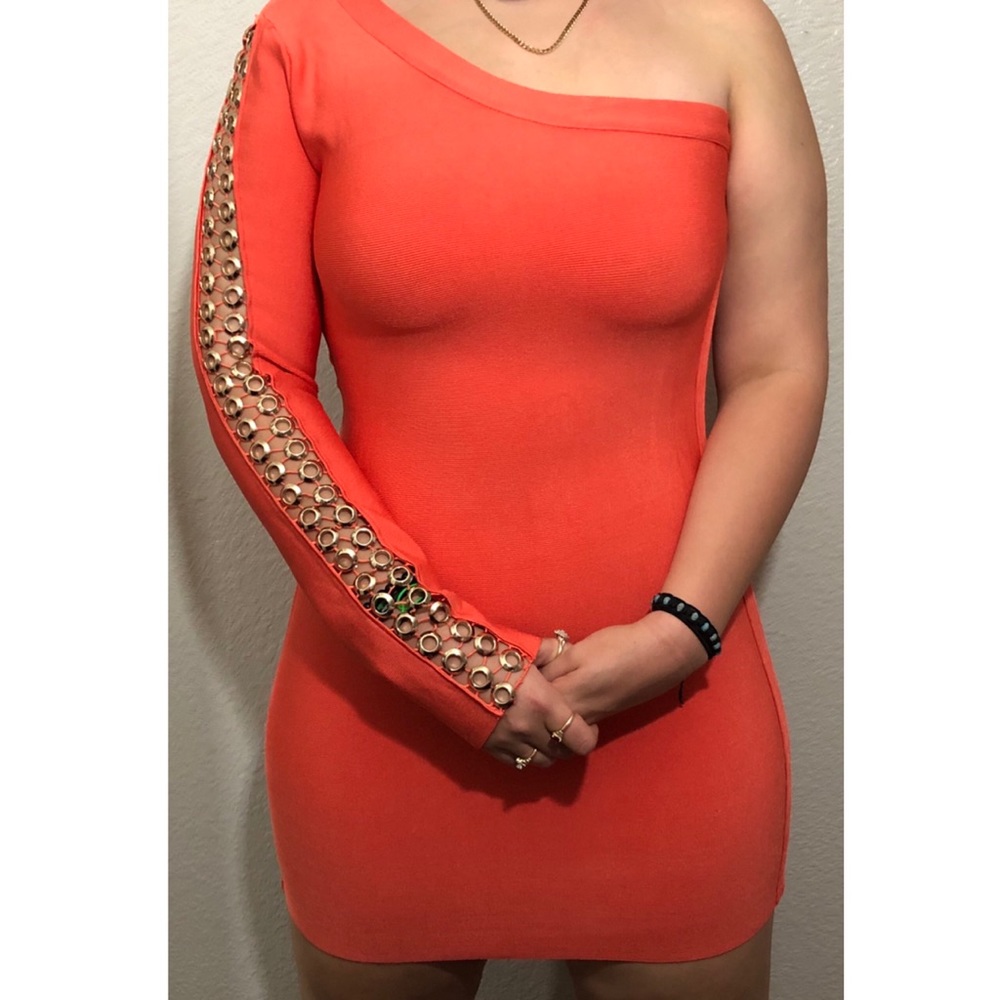 GUESS One Sleeved Body-con Dress